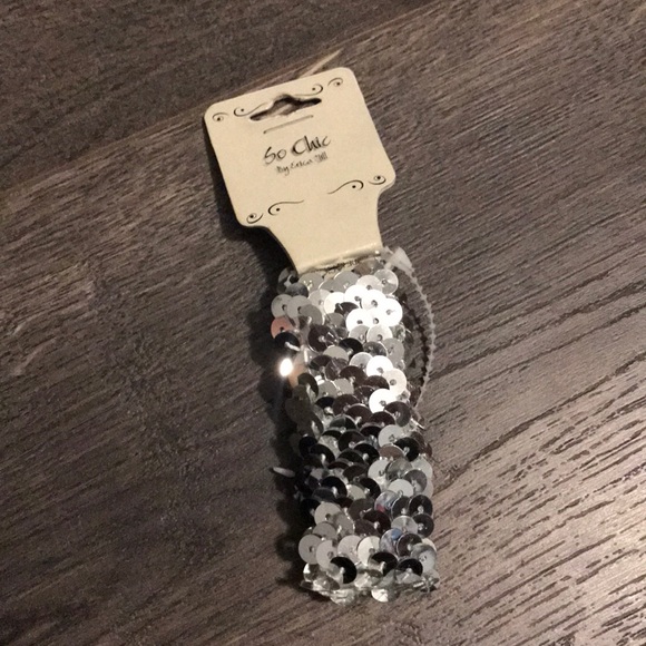 Sequins Stretch Accent Bracelet - Picture 2 of 2